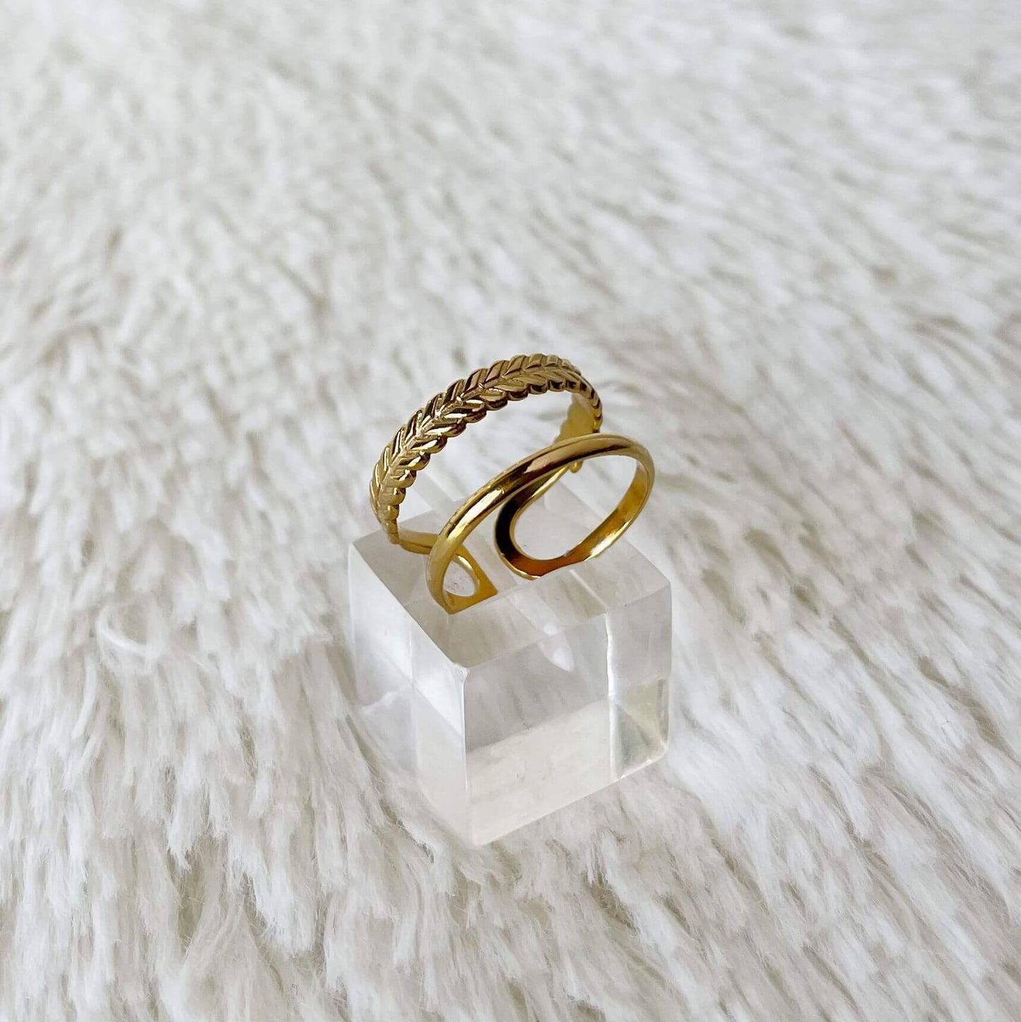 Anillo de Acero Dorado