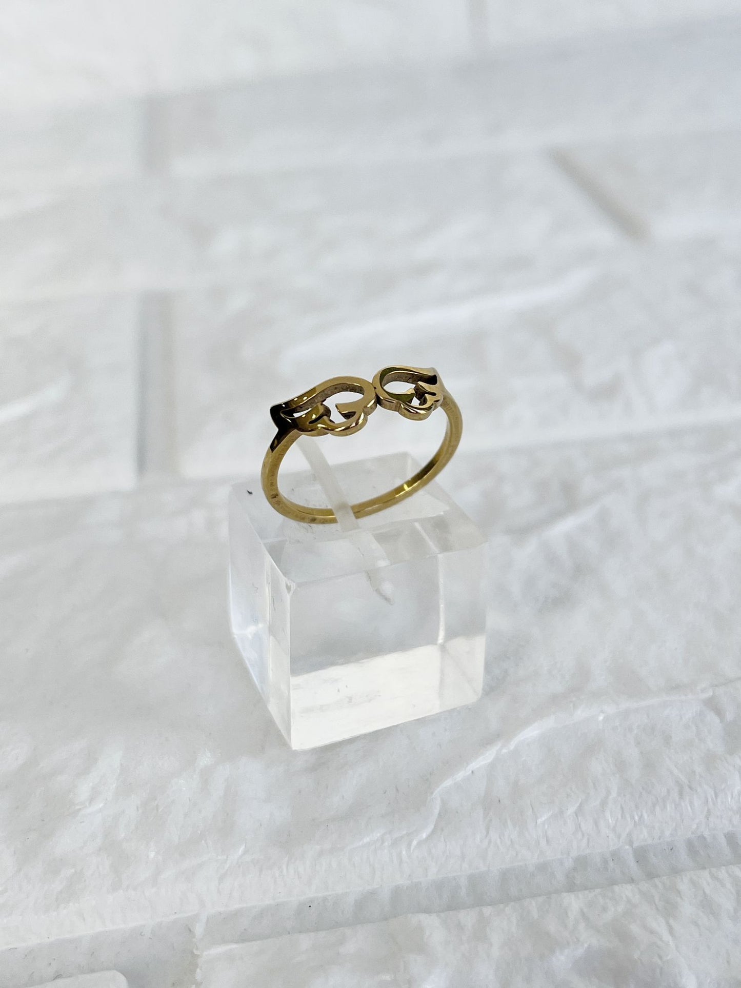 Anillo de Acero Dorado