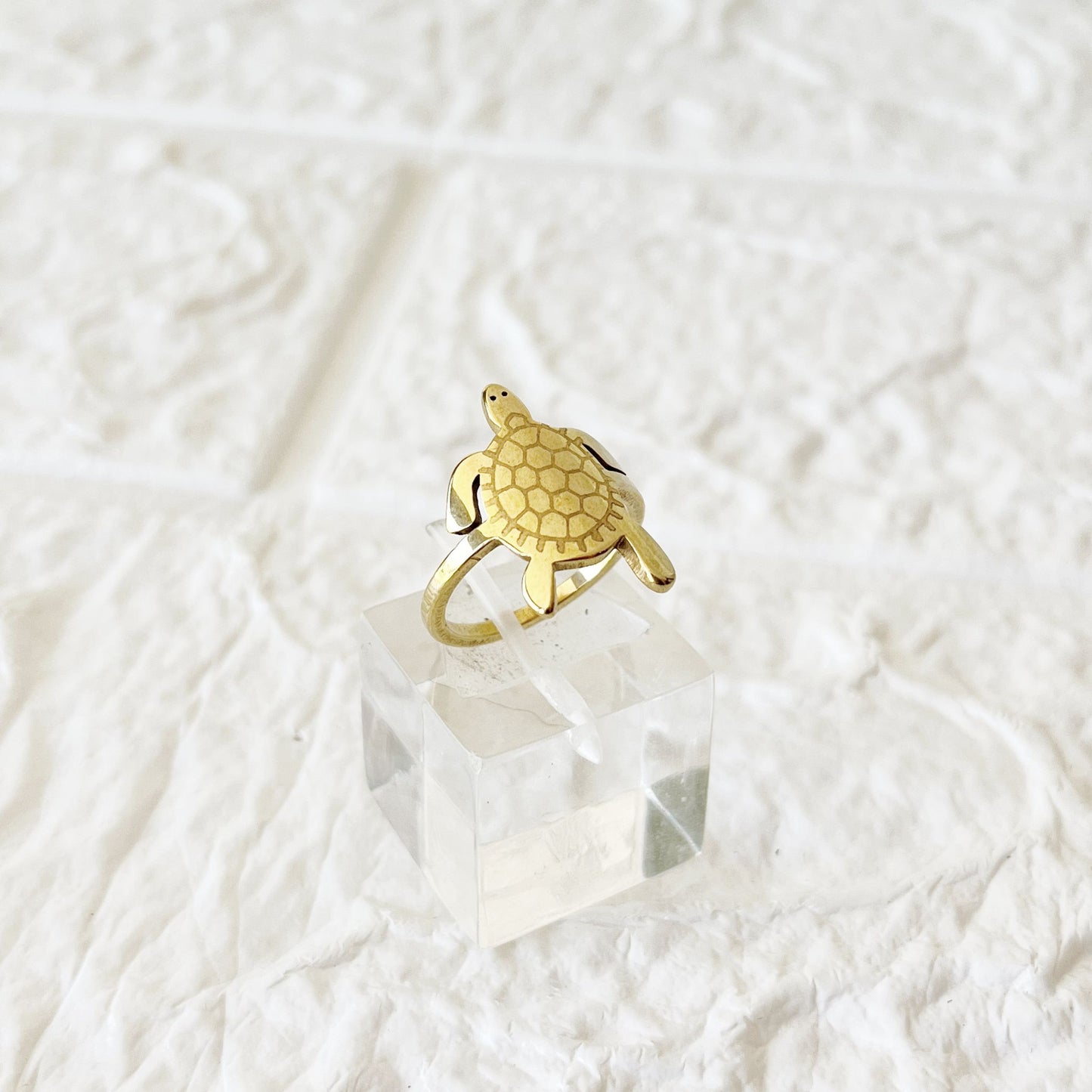 Anillo de Acero Dorado