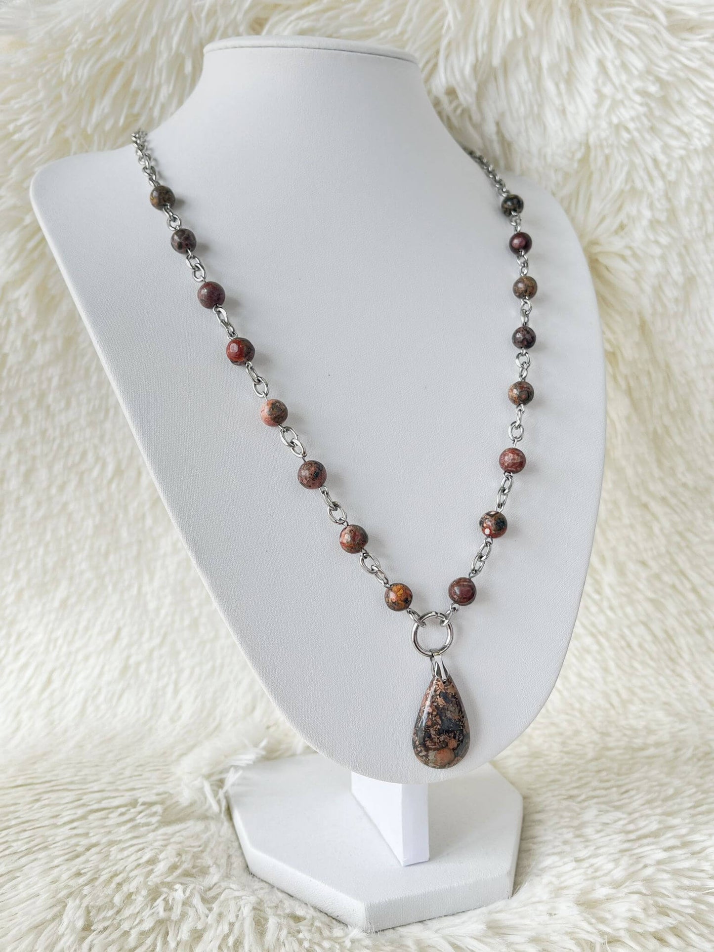 Collar de Acero Quirúrgico y Piedra Natural Jaspe
