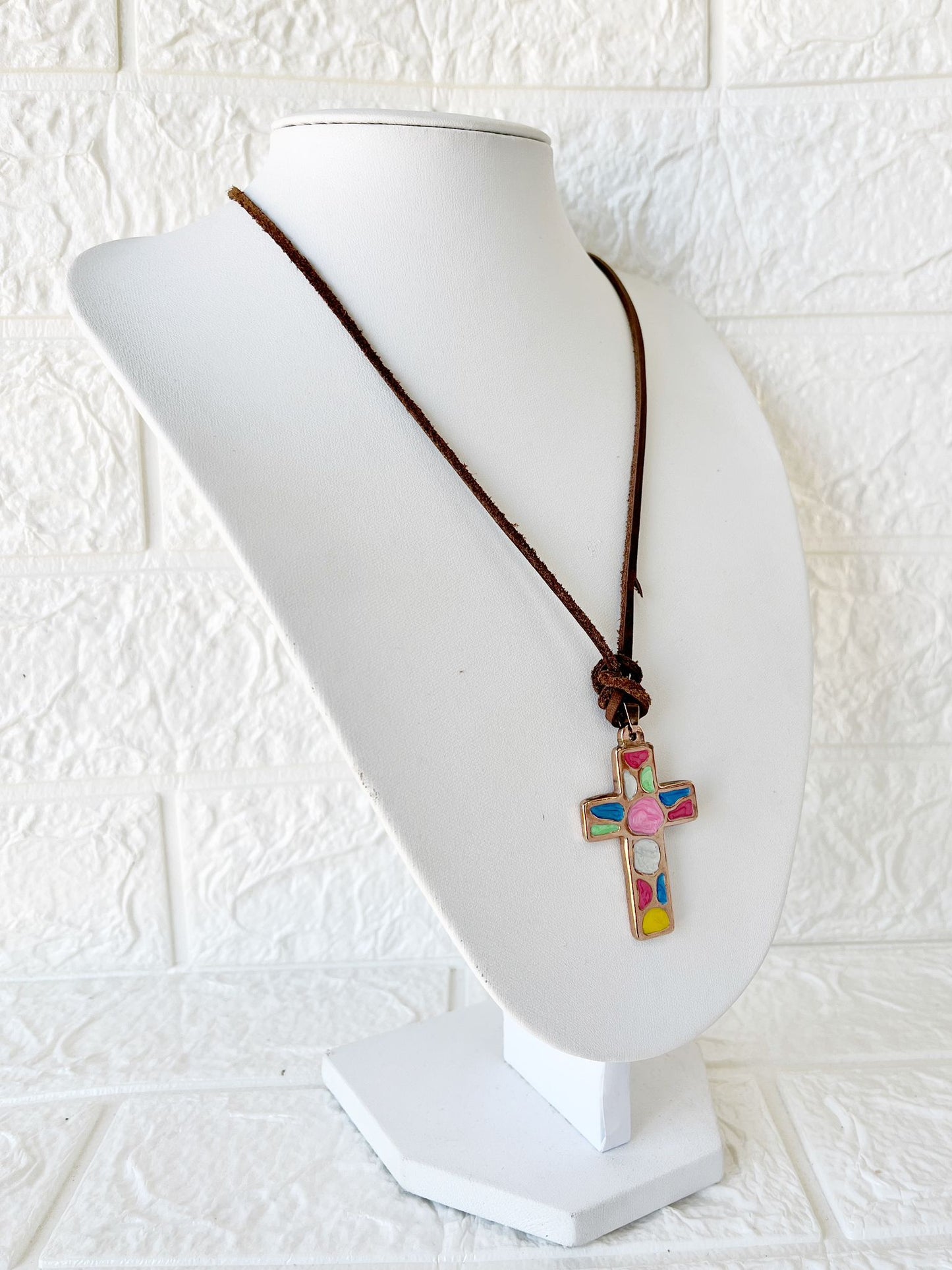 Collar de Cuero y Acero