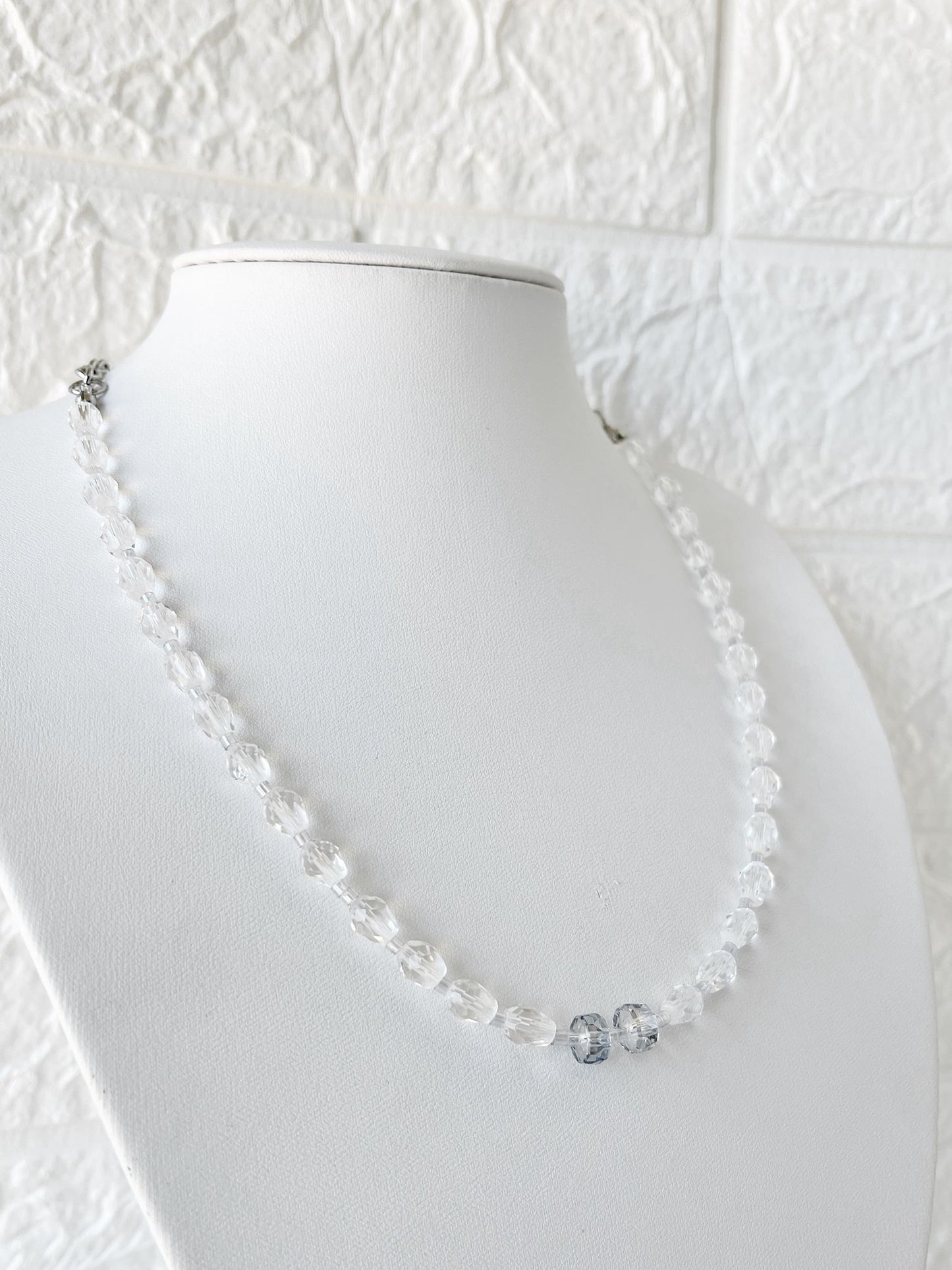 Conjunto de Acero Quirúrgico y Cristal Facetado
