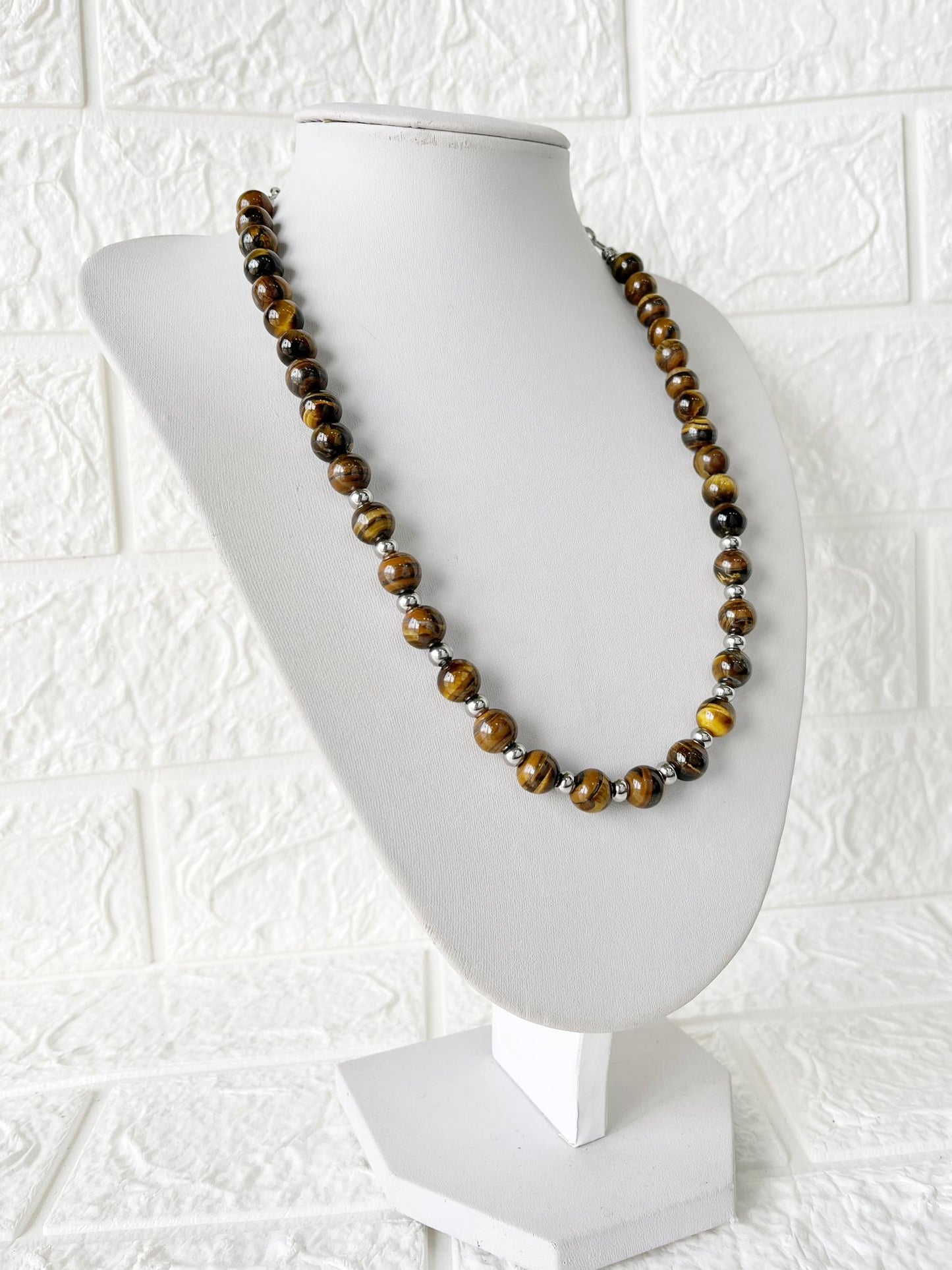 Collar de Acero Quirúrgico y Piedra Natural Ojo de Tigre