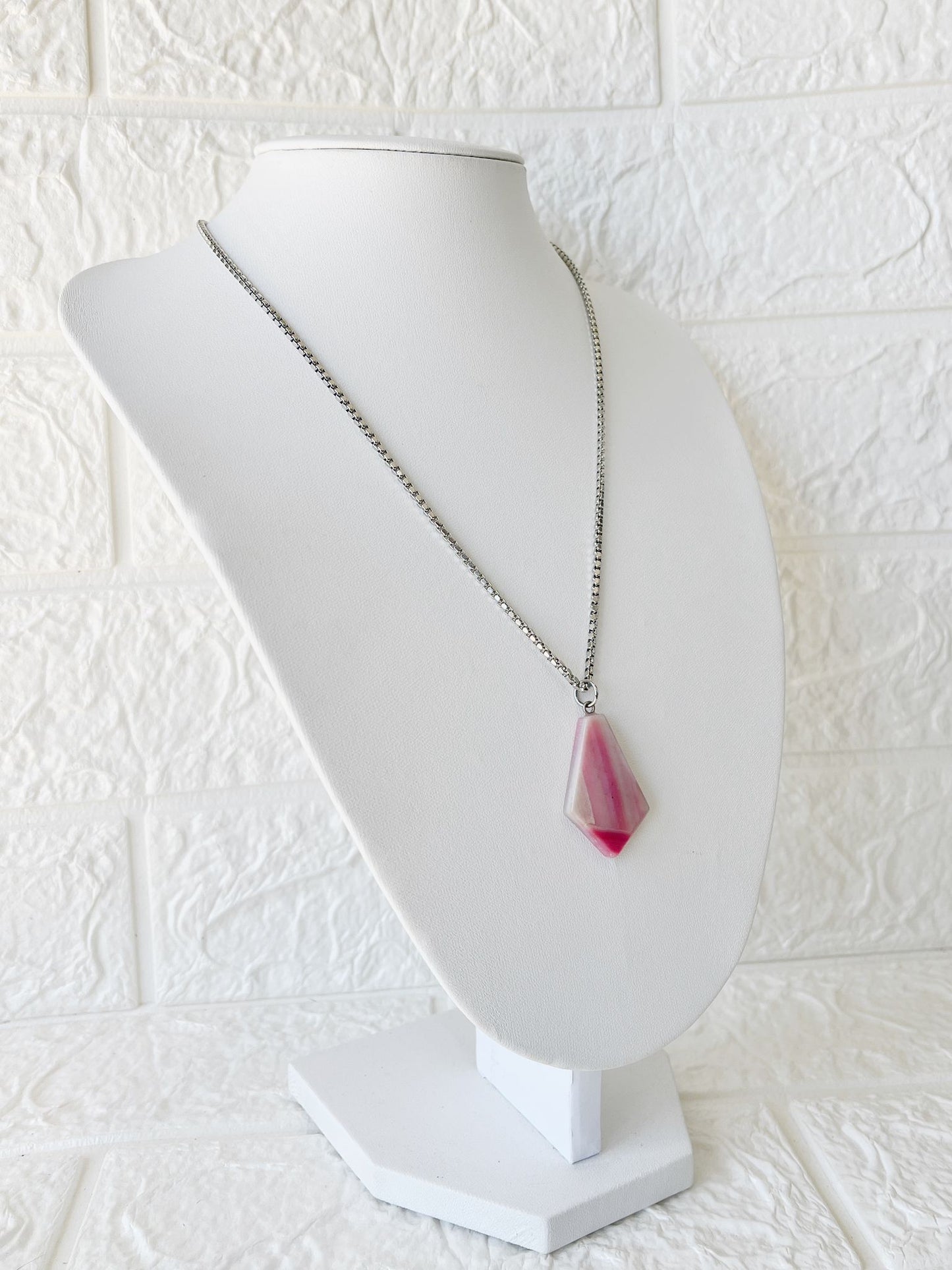 Conjunto de Acero Quirúrgico y Piedra Natural Ágata