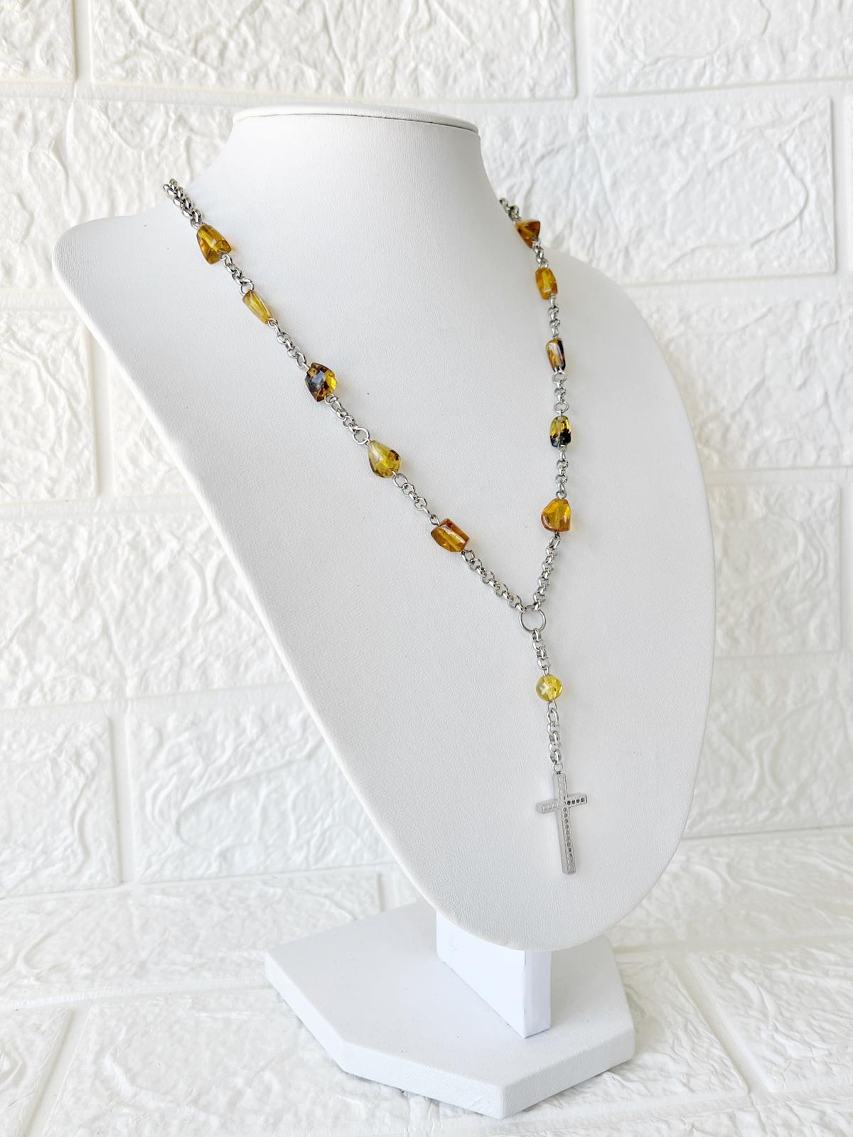 Collar Denario de Acero Quirúrgico y Ámbar Báltico