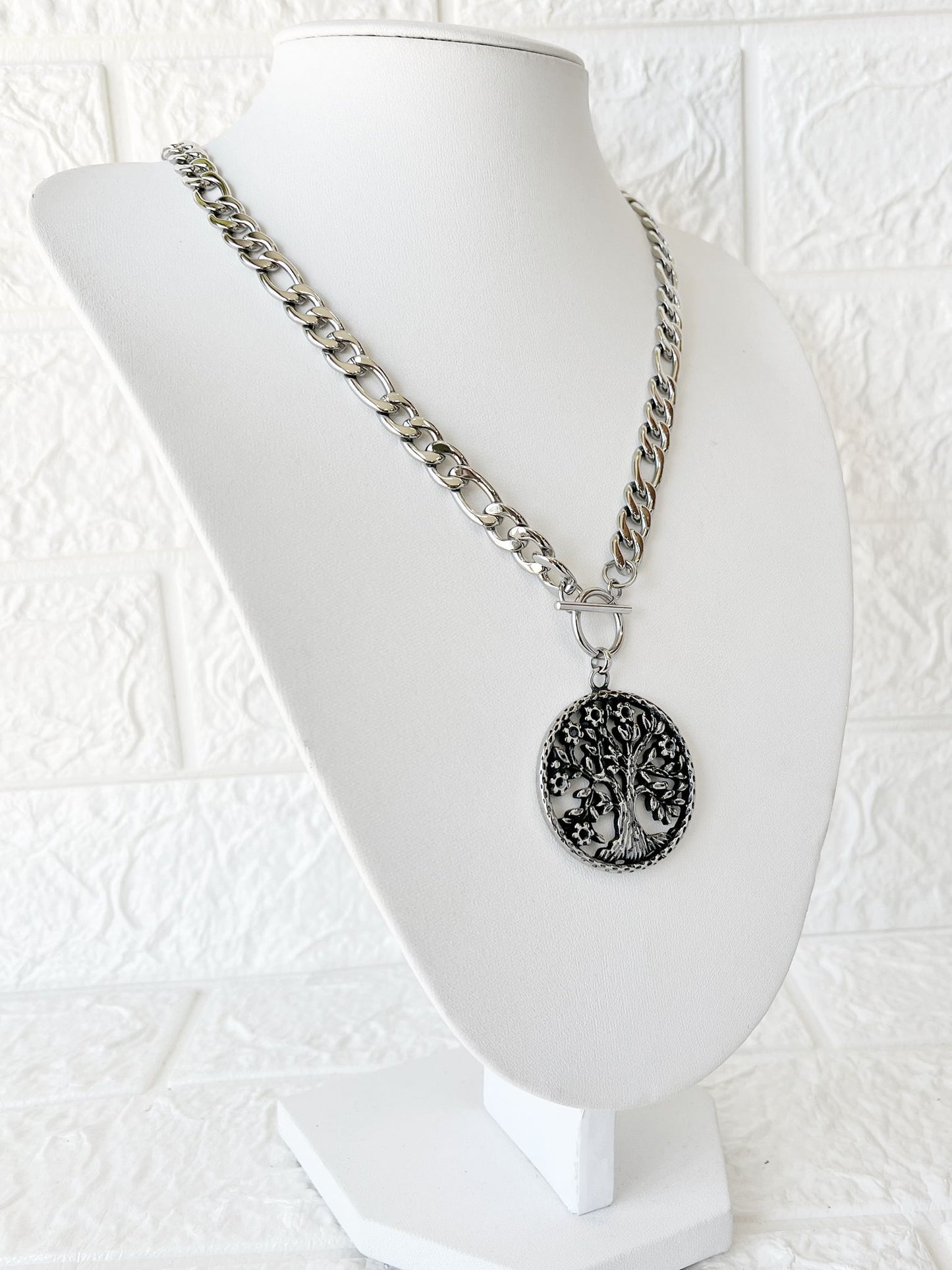 Collar de Acero Quirúrgico