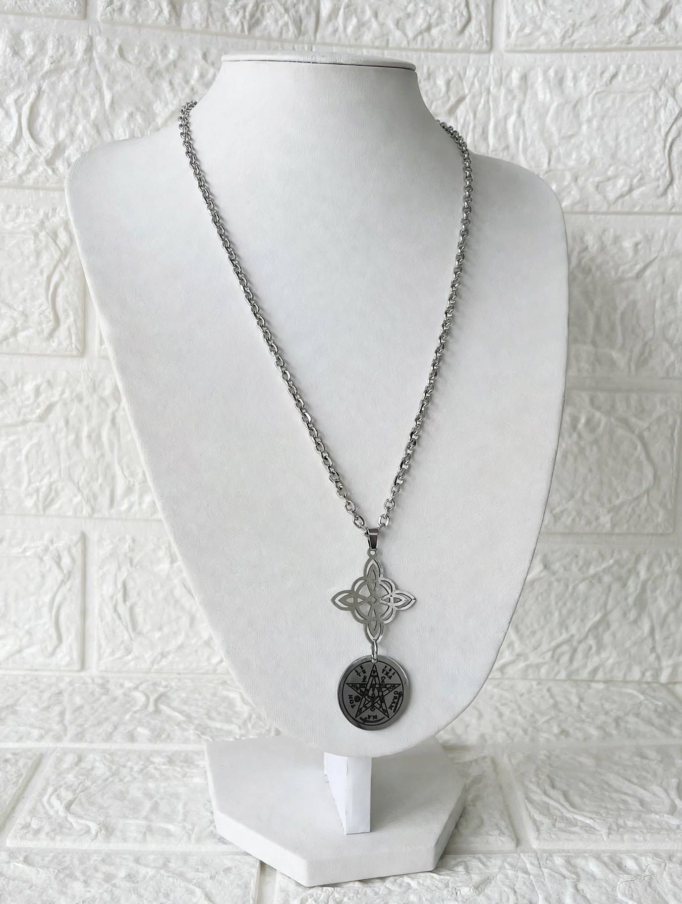 Conjunto Amuleto de Acero Quirúrgico