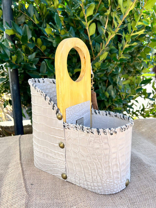 Matera de Cuero y Madera - TESTARUDA