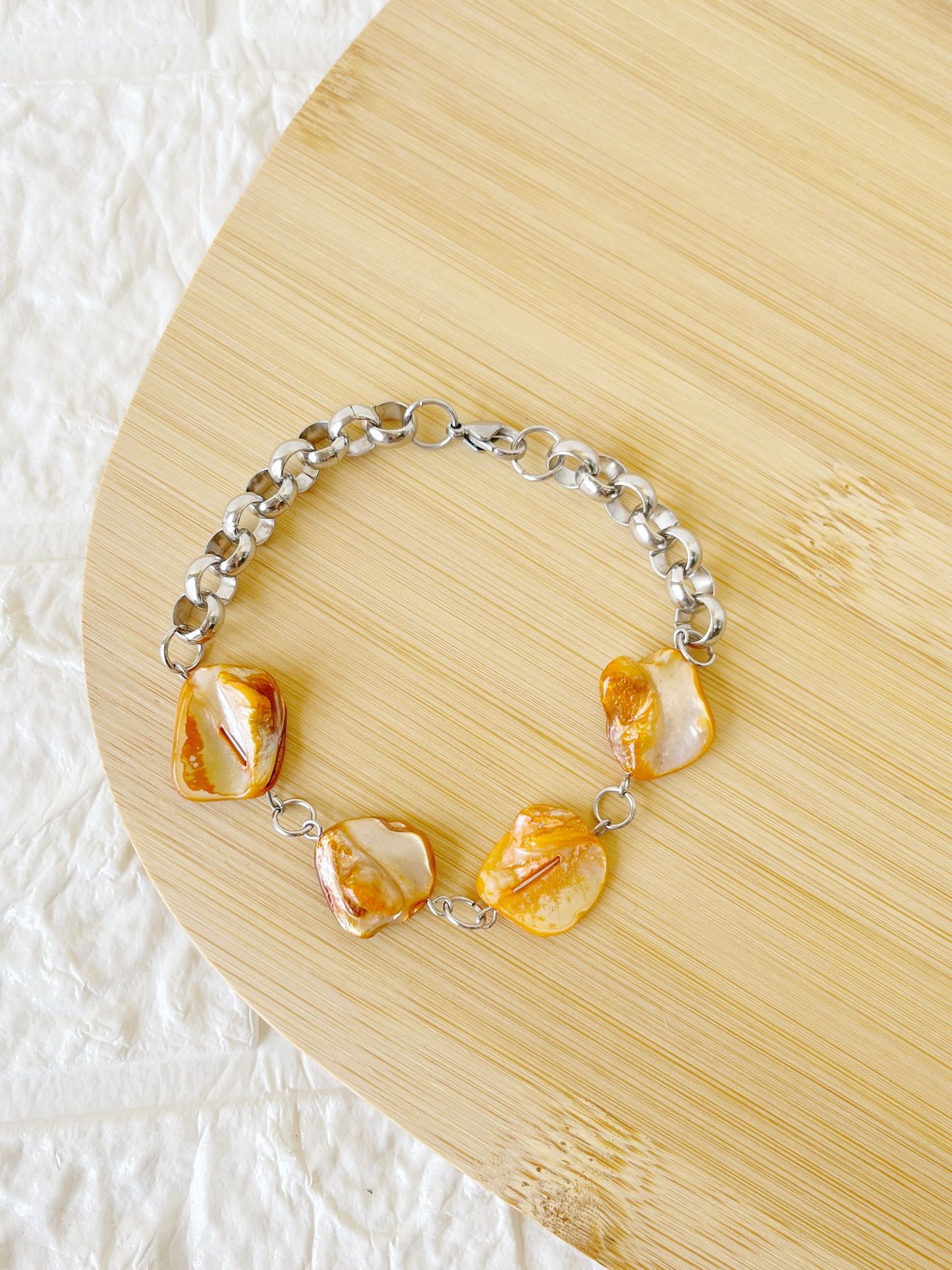 Pulsera de Acero Quirúrgico y Nácar