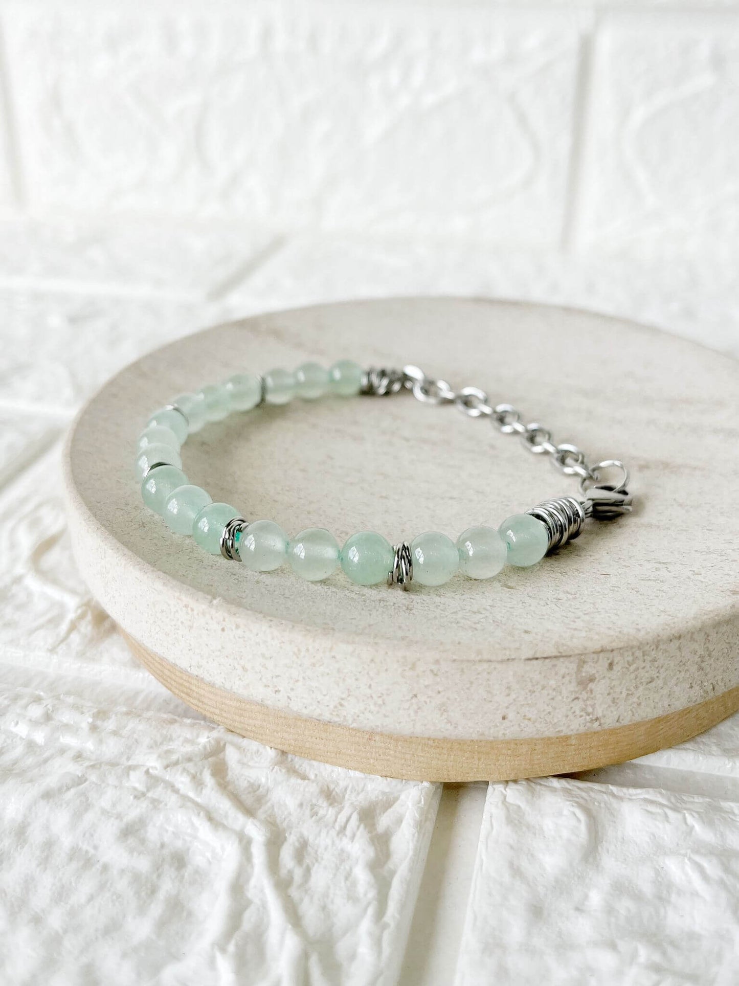 Pulsera de Acero Quirúrgico y Piedra Natural Cuarzo Verde