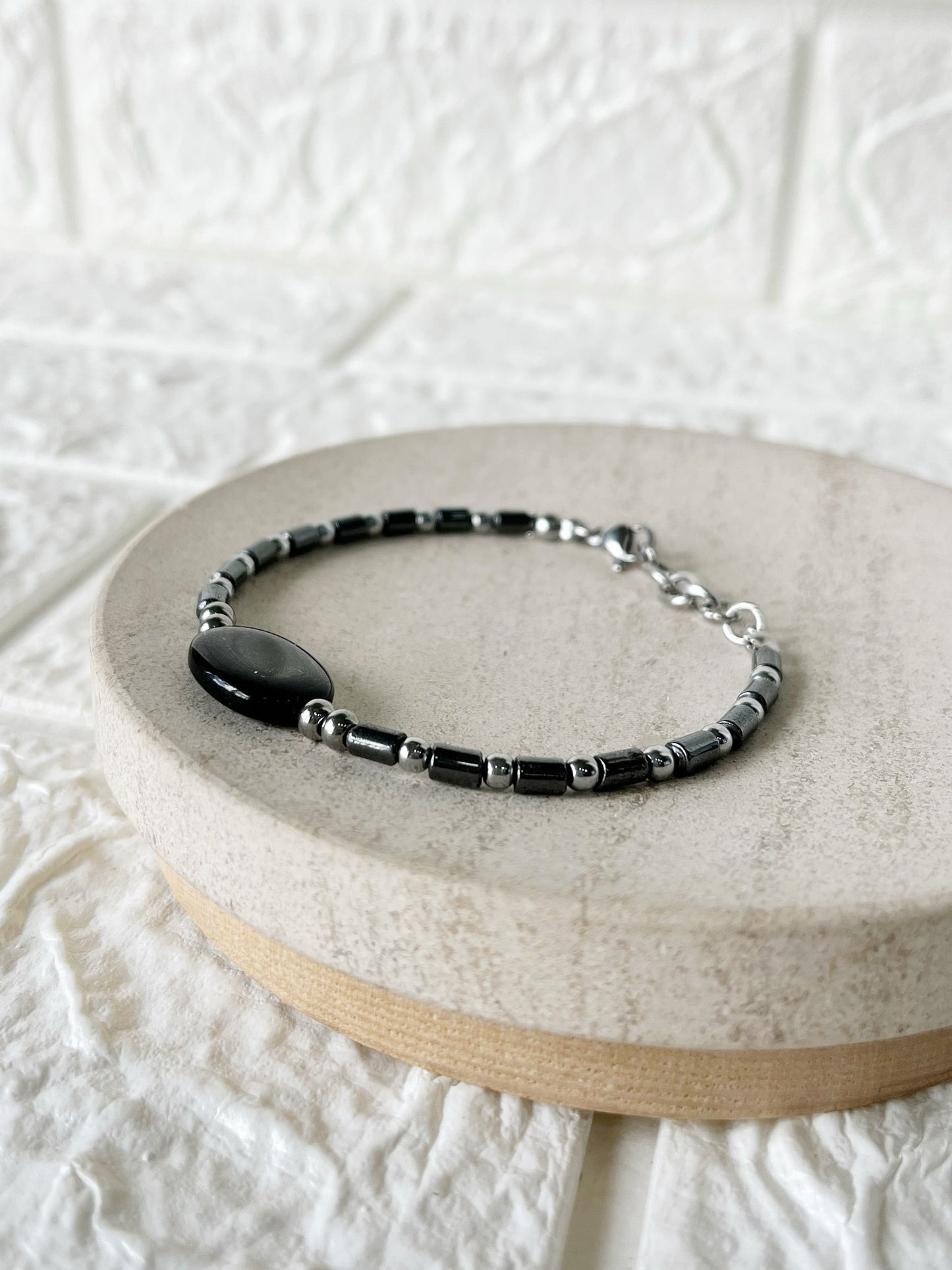 Pulsera de Acero Quirúrgico, Piedra Natural Ónix y Hematite
