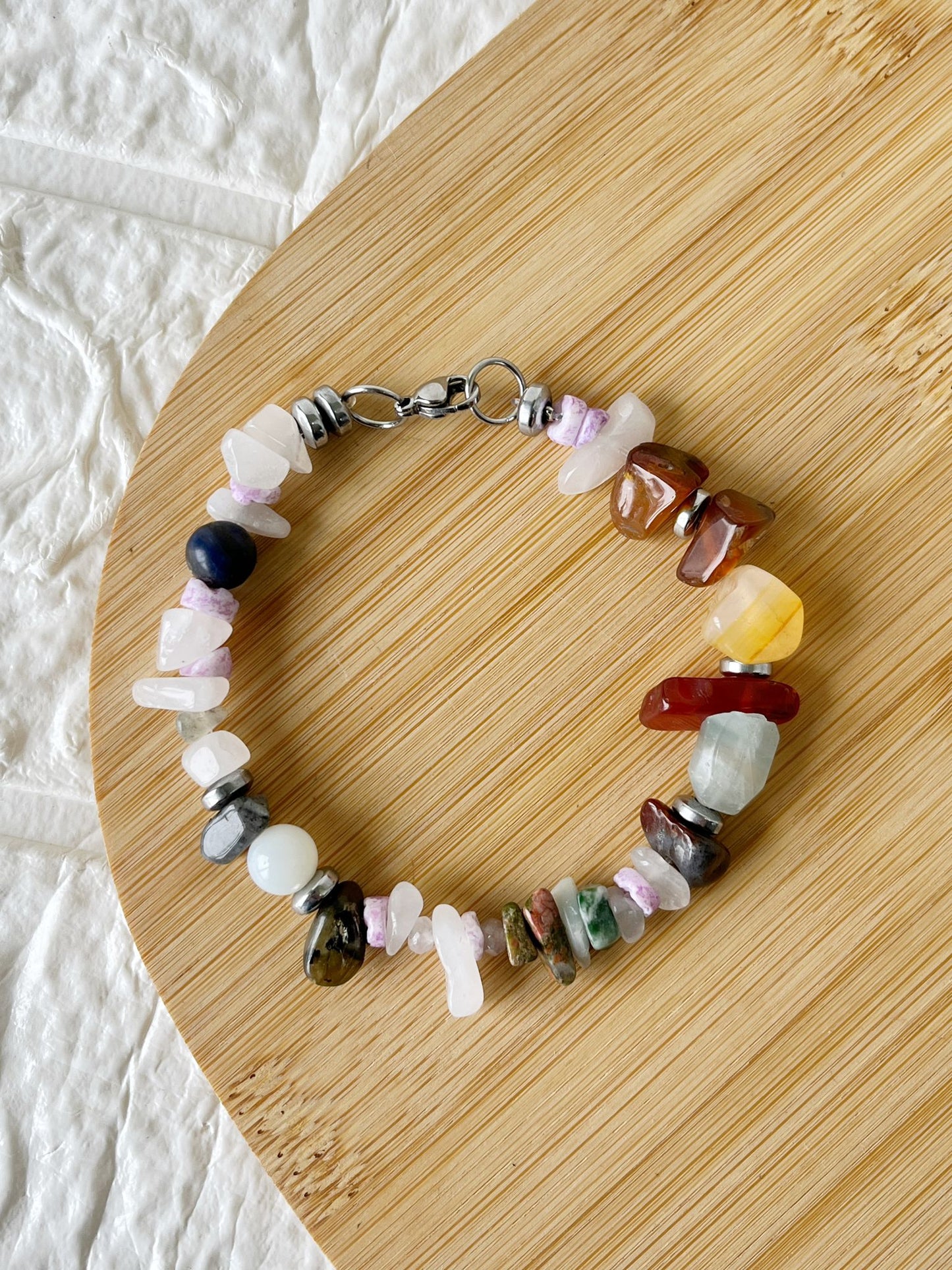 Pulsera de Acero Quirúrgico y Piedras Naturales