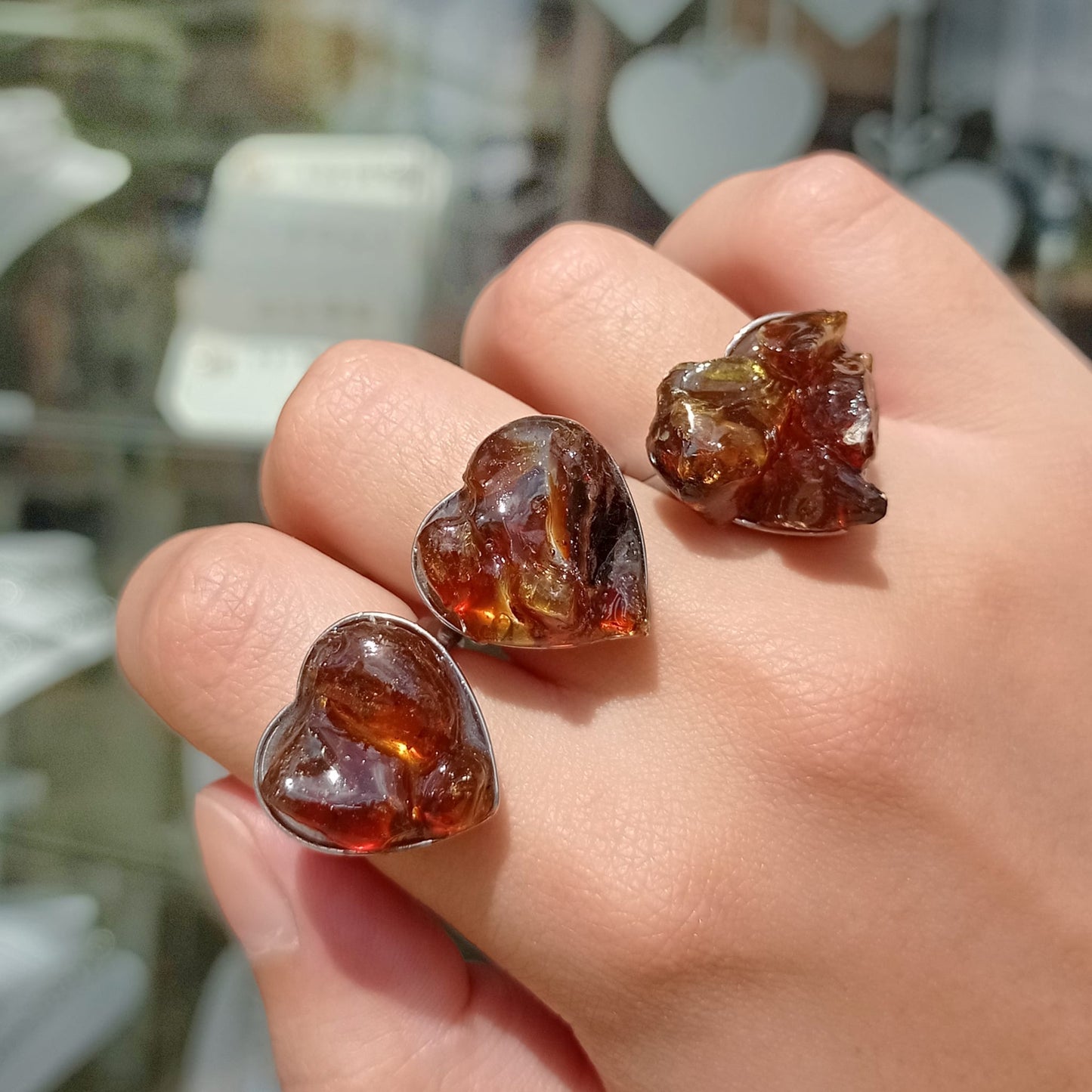 Anillo de Acero Quirúrgico y Ámbar
