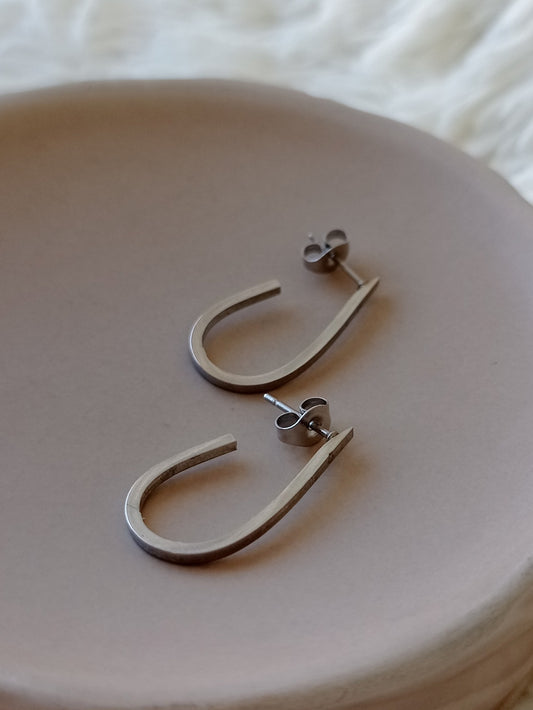 Caravanas de Acero Quirúrgico - 2,4 cm de largo