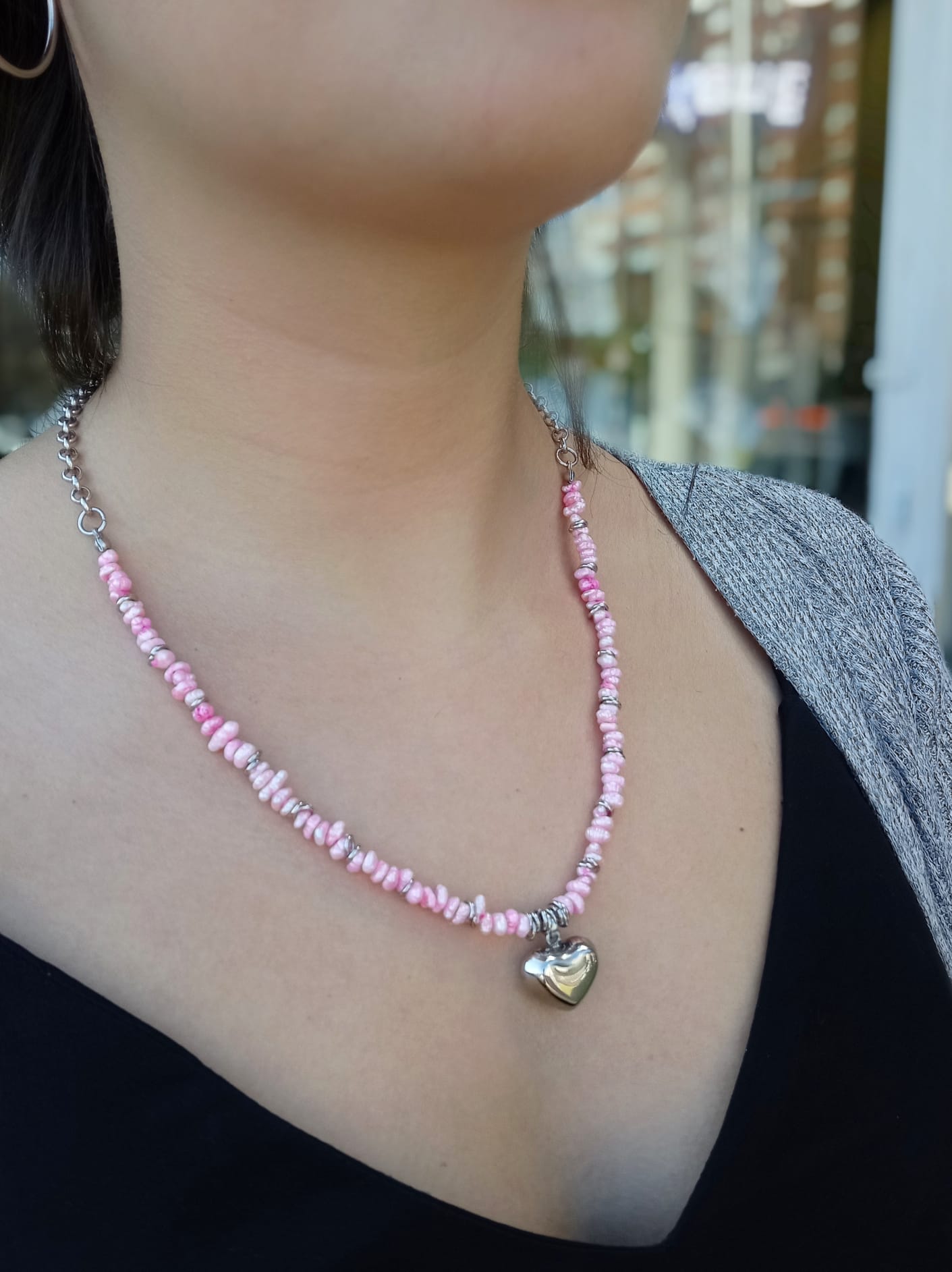 Collar de Perlas de Río y Acero Quirúrgico