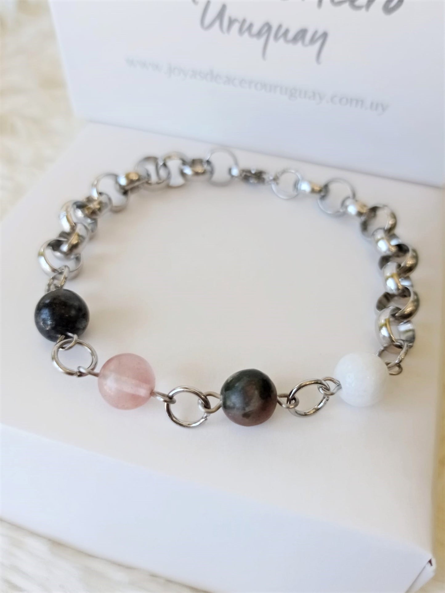 Pulsera de Acero Quirúrgico y Piedras Naturales