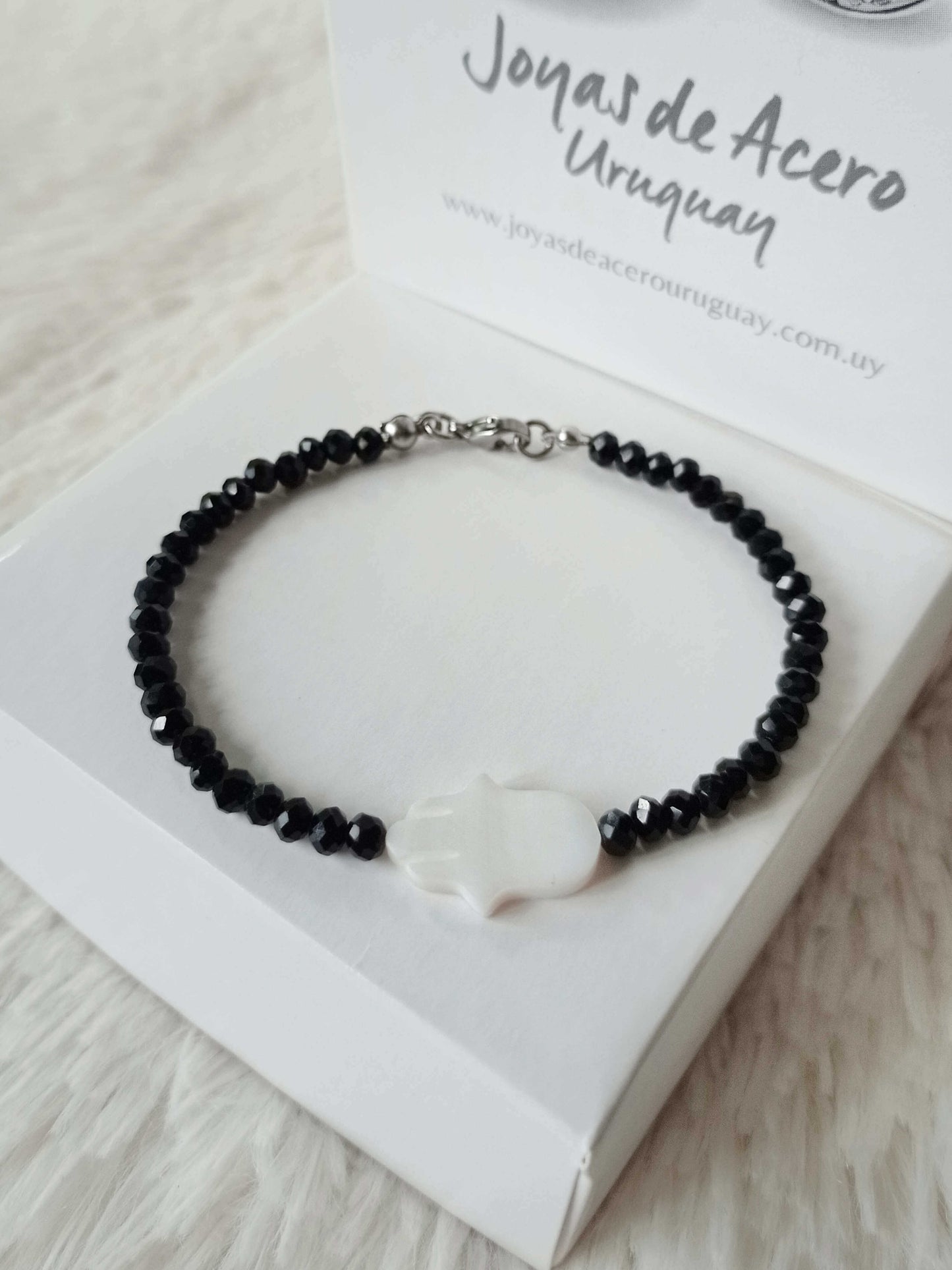 Pulsera de Cristales Facetados, Acero y Nácar