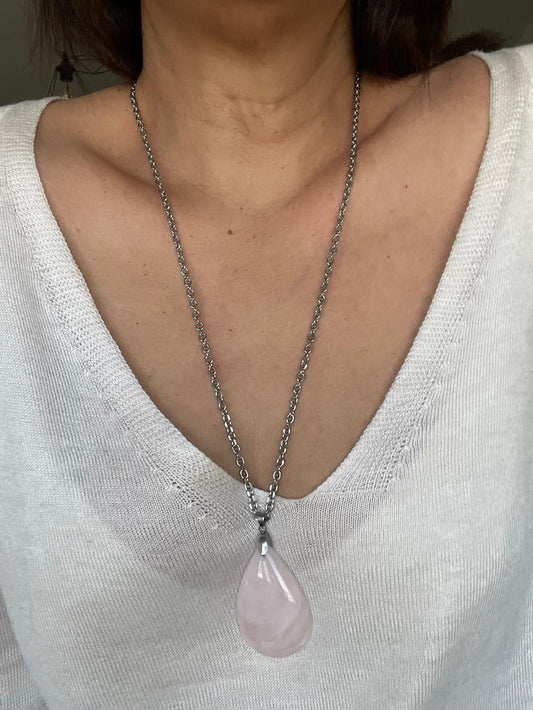 Collar de Acero Quirúrgico y Piedra Natural Cuarzo Rosa