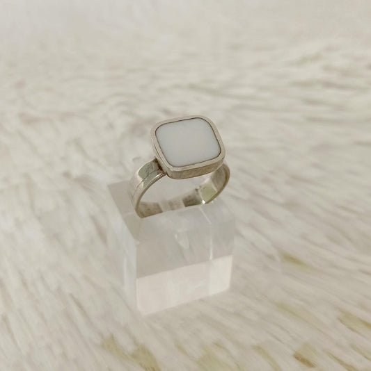 Anillo de Alpaca Peruana y Resina