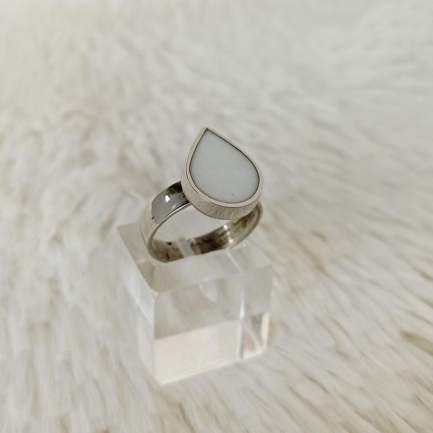 Anillo de Alpaca Peruana y Resina