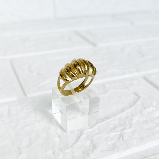 Anillo de Acero Dorado