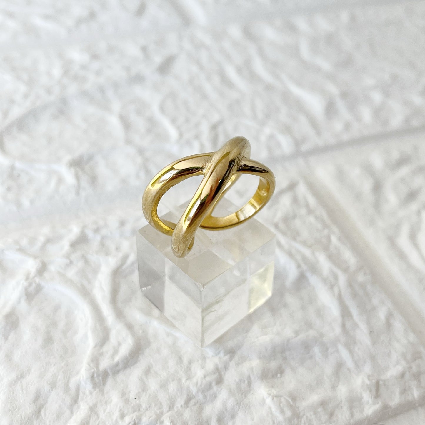 Anillo de Acero Dorado
