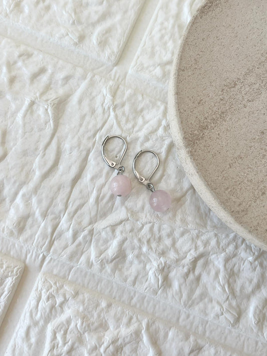 Caravanas de Acero Quirúrgico y Piedra Natural Cuarzo Rosa