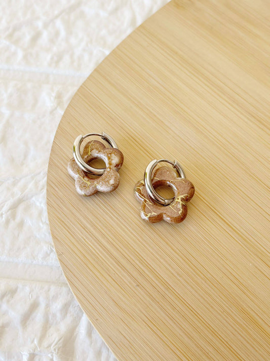 Caravanas de Acero Dorado