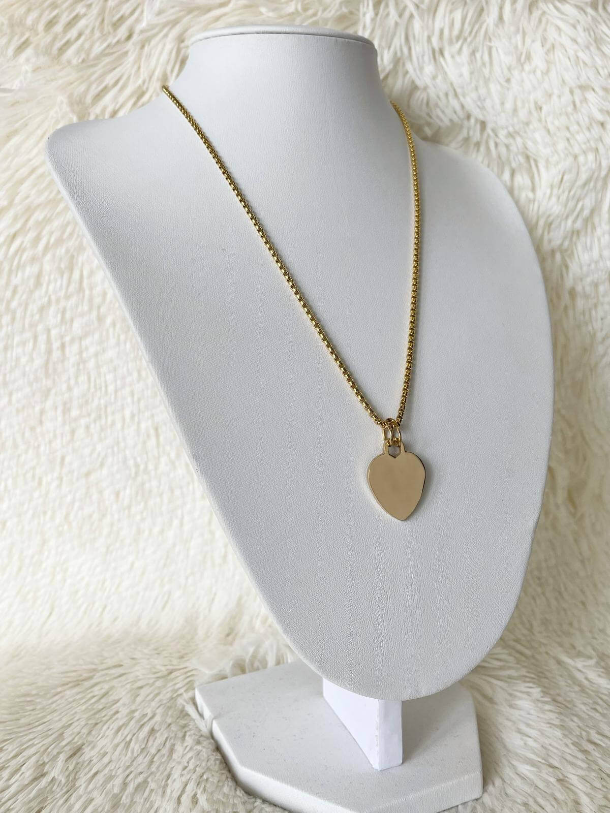 Conjunto de Acero Dorado