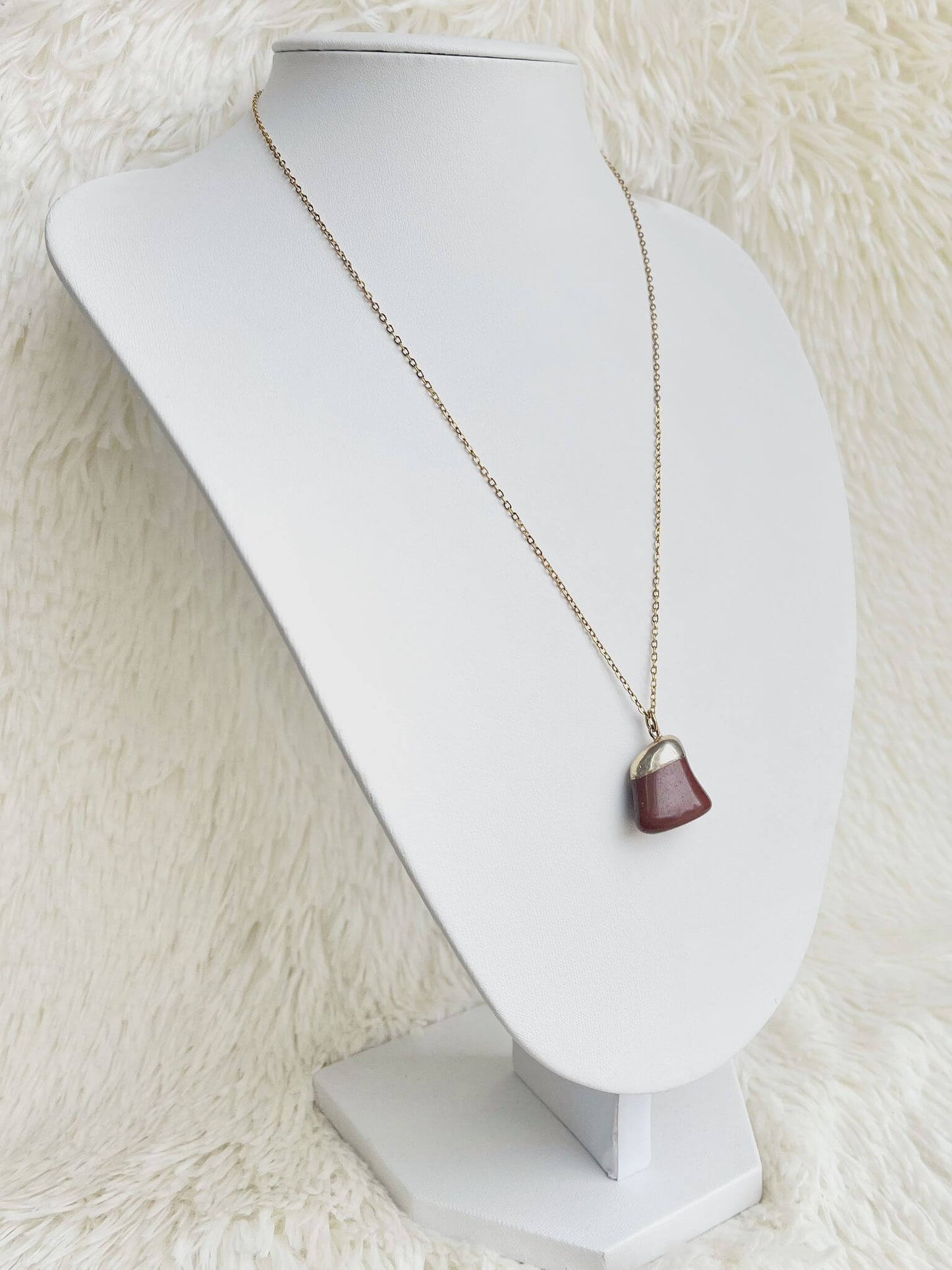 Conjunto de Acero Dorado y Piedra Natural Jaspe