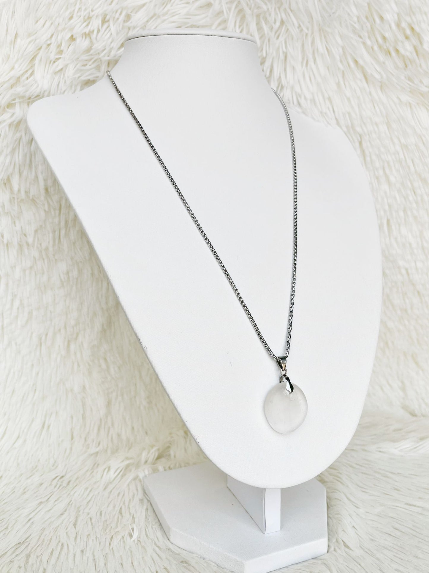 Conjunto de Acero Quirúrgico y Piedra Natural Selenita