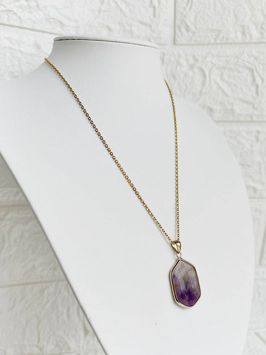 Conjunto de Acero Dorado y Piedra Natural Amatista