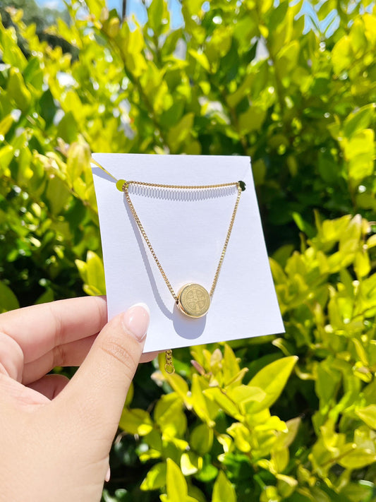 Conjunto de Acero Dorado