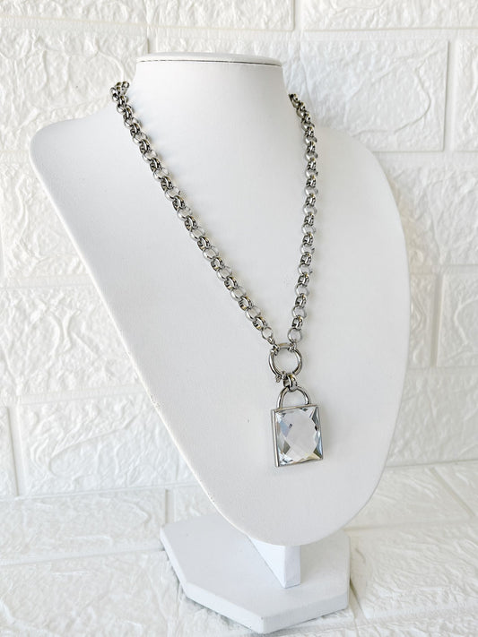 Conjunto de Acero Quirúrgico y Cristal Facetado