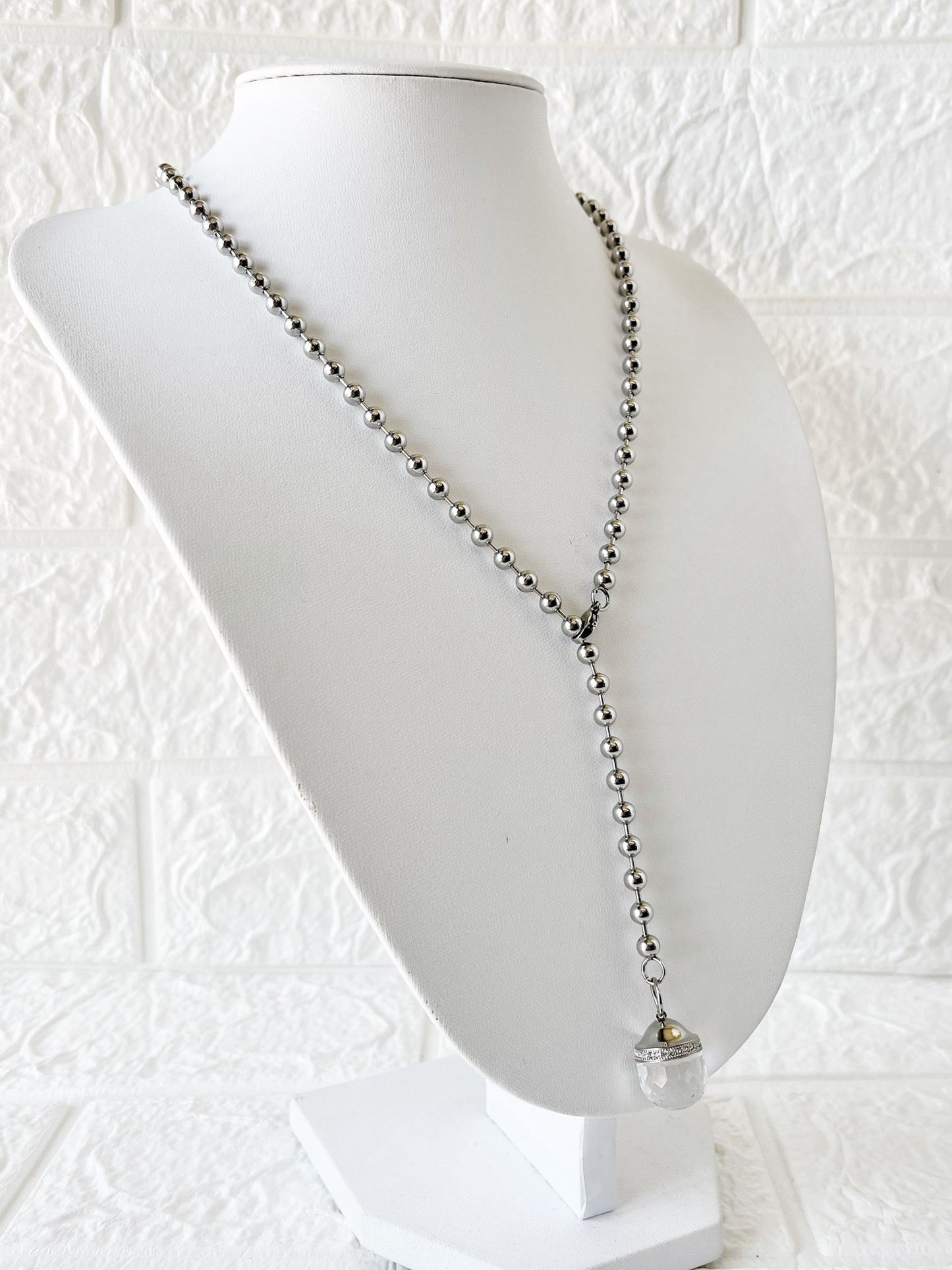 Conjunto de Acero Quirúrgico y Cristal Facetado