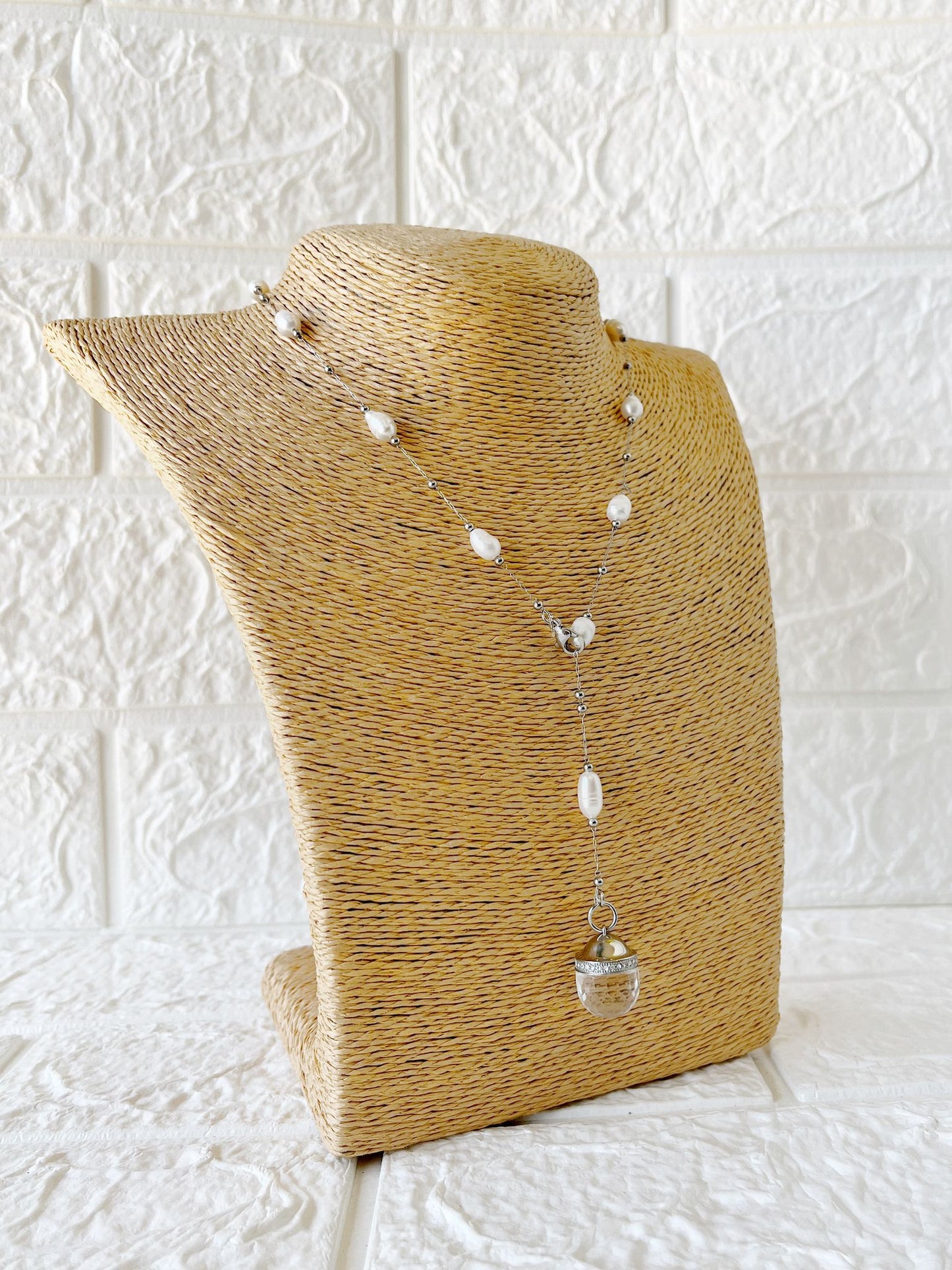 Conjunto de Acero Quirúrgico y Perlas de Río