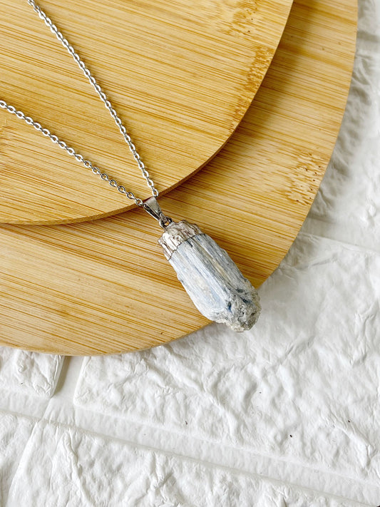 Conjunto de Acero Quirúrgico y Piedra Natural Cianita Azul