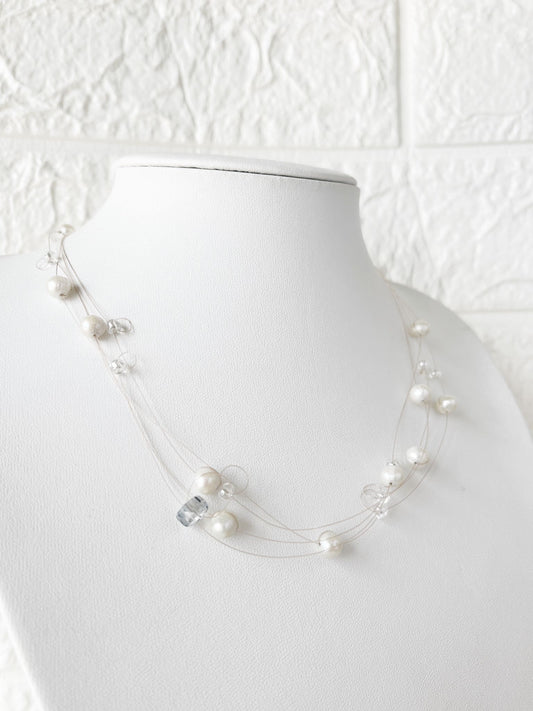 Collar Invisible de Perlas de Río