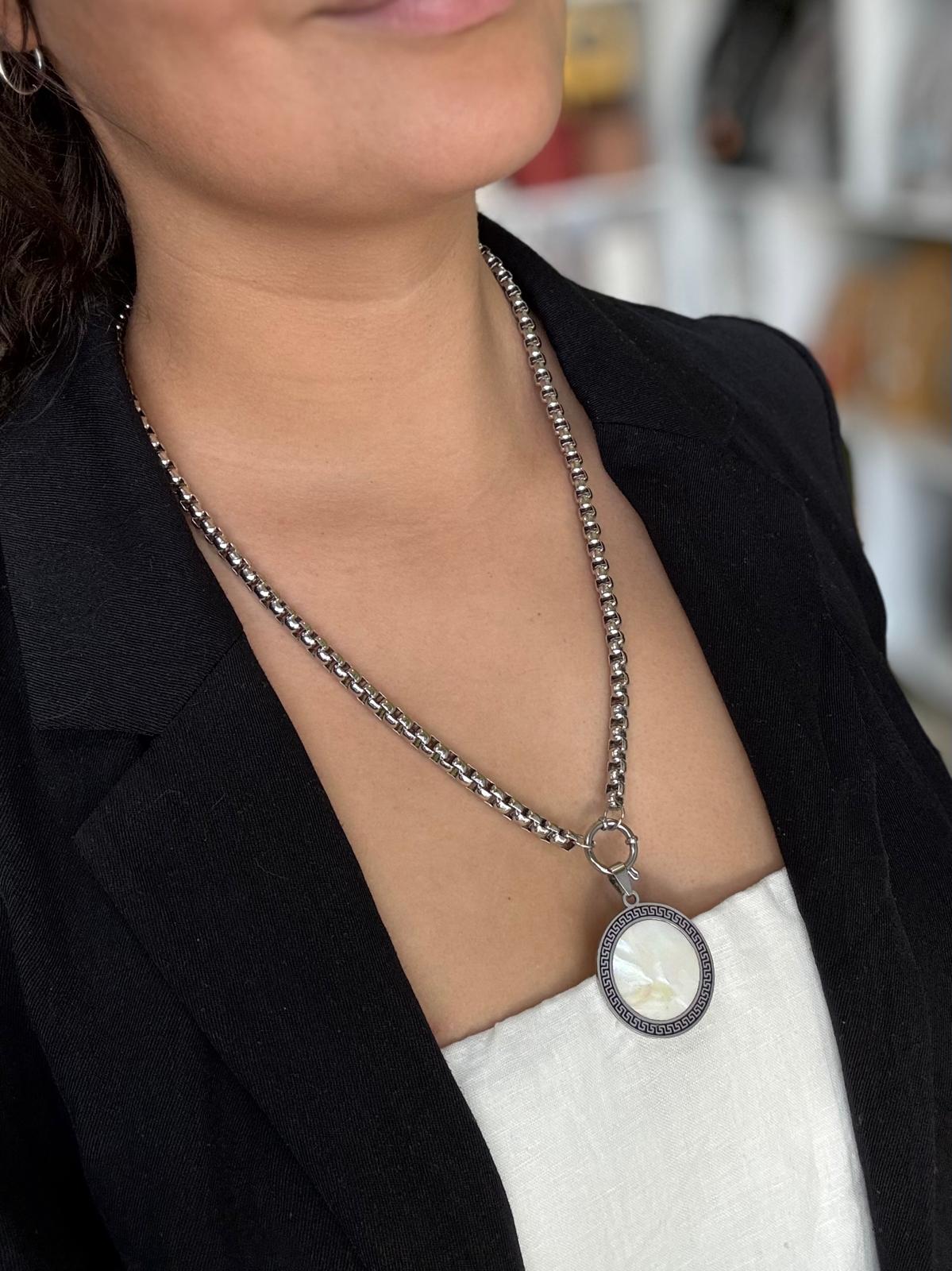 Conjunto de Acero Quirúrgico y Nácar