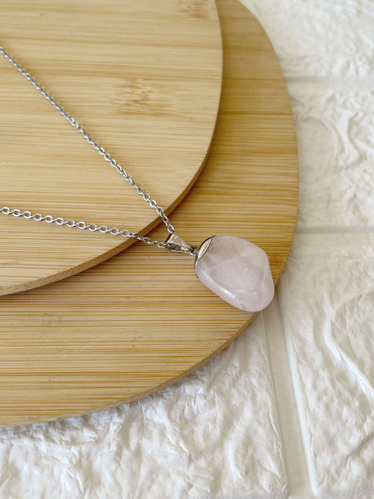 Conjunto de Acero Quirúrgico y Piedra Natural Cuarzo Rosa