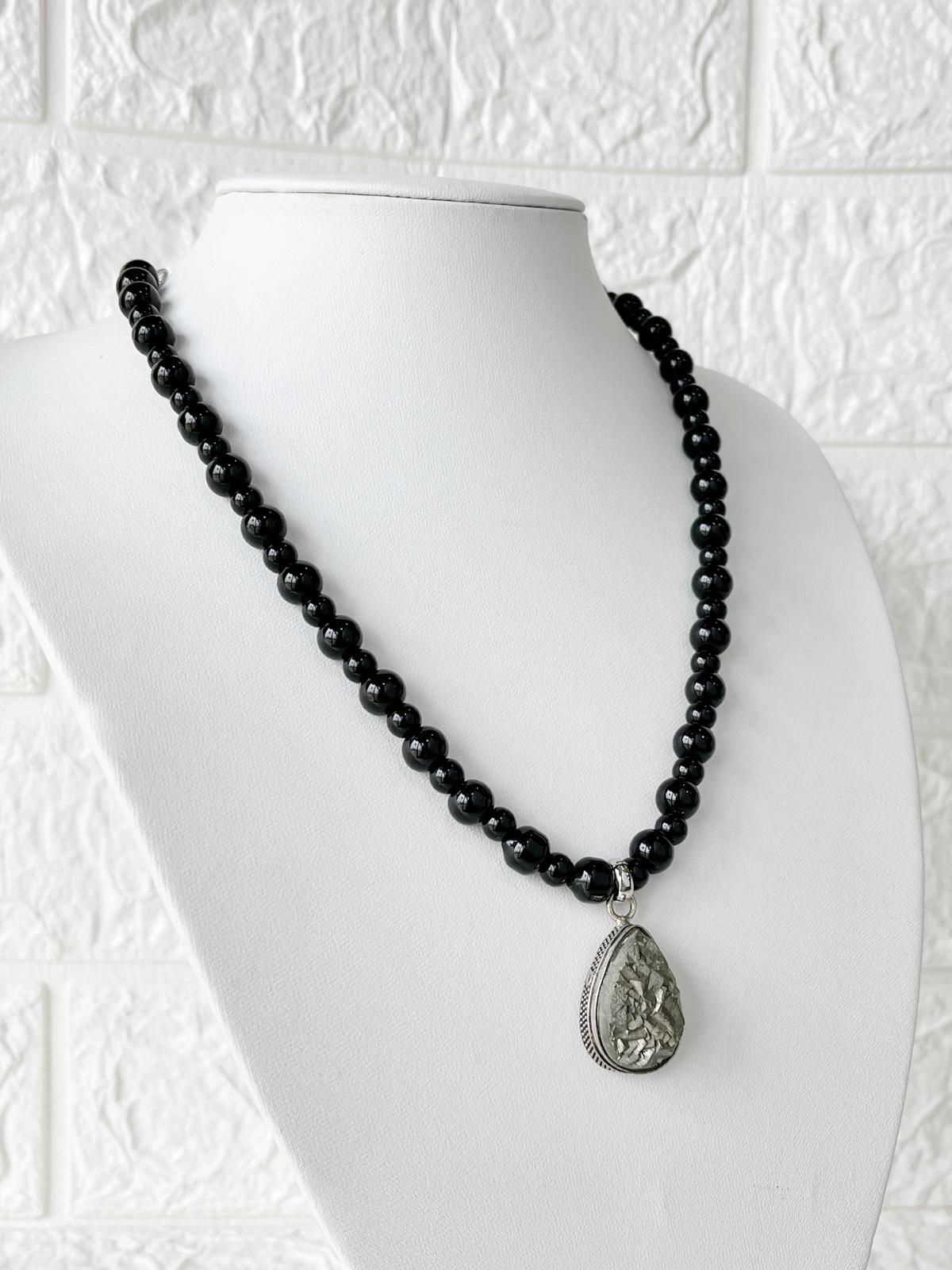 Collar de Acero Quirúrgico y Piedra Natural Obsidiana y Pirita