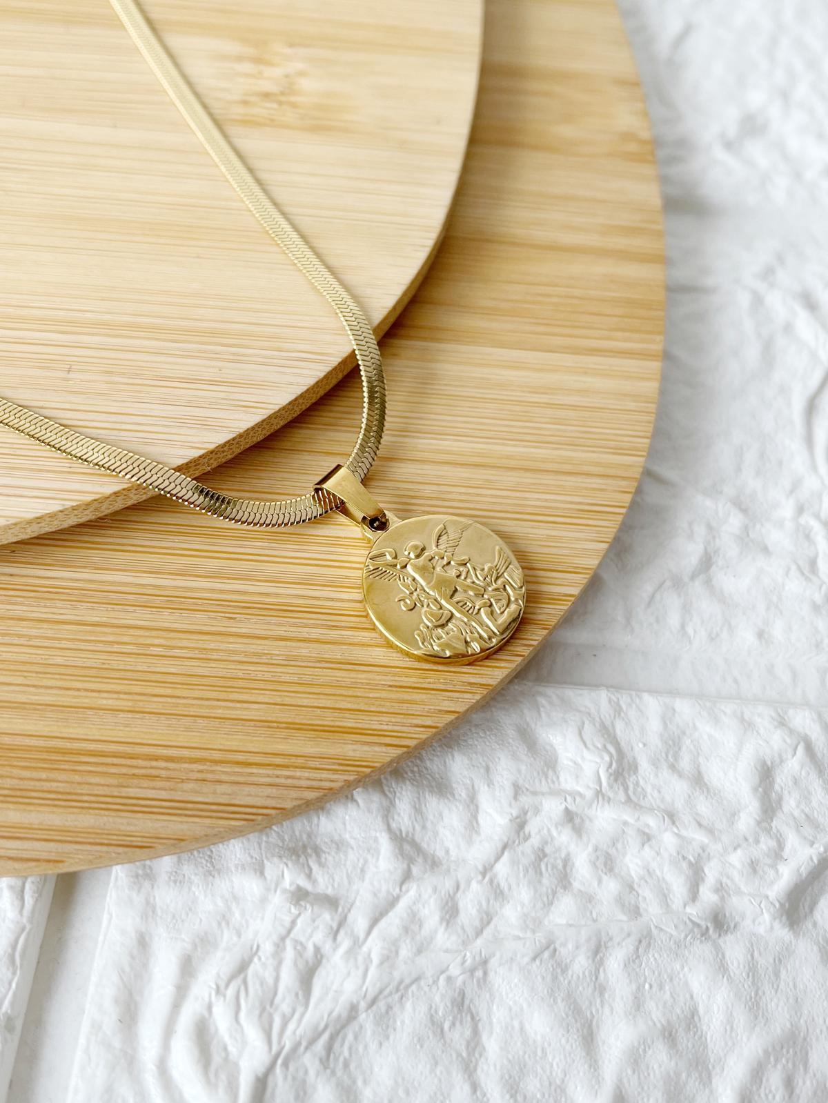 Conjunto de Acero Dorado