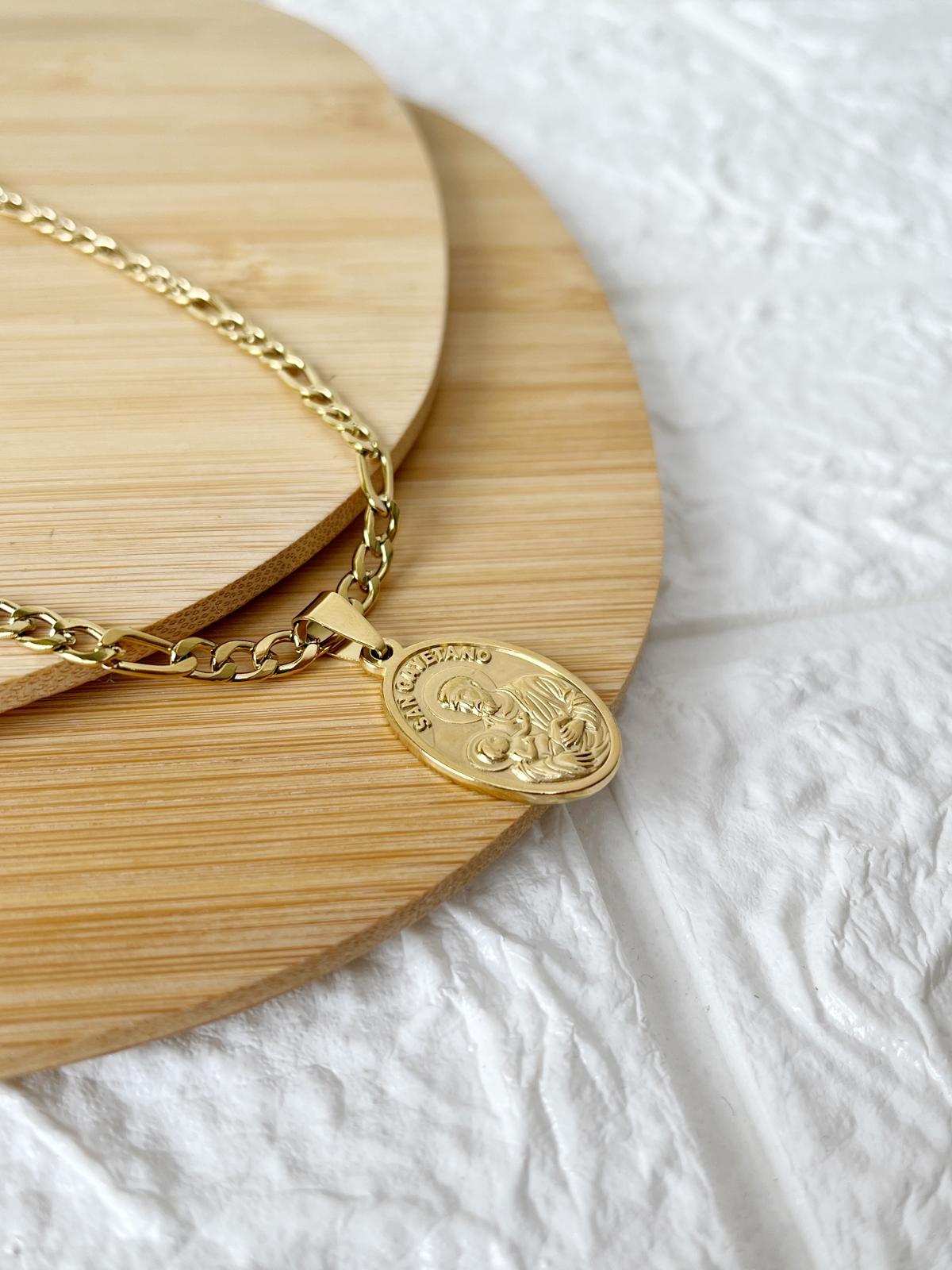 Conjunto de Acero Dorado