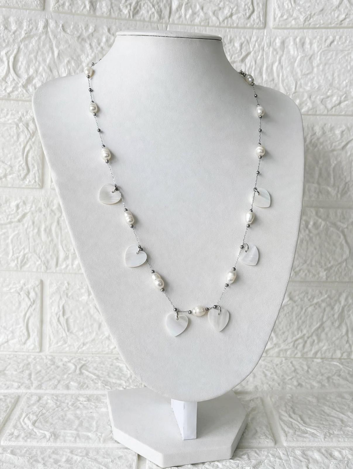 Conjunto de Acero Quirúrgico, Nácar y Perlas de Río