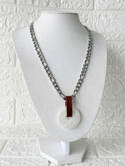 Collar de Acero Quirúrgico y Piedra Natural Jade