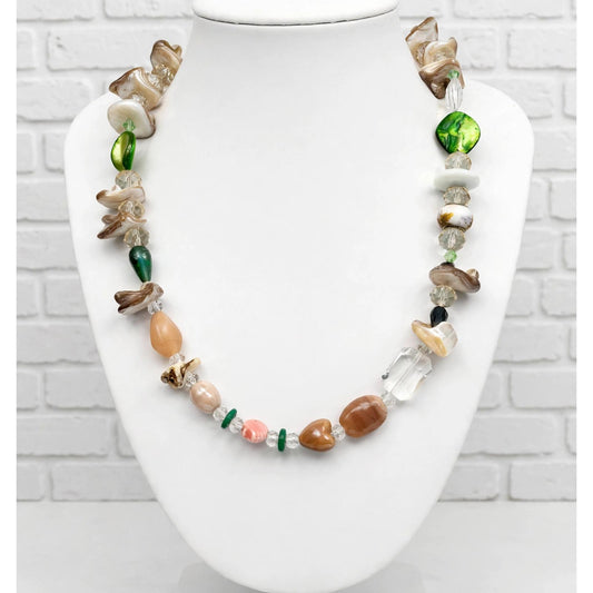 Collar de Acero, Cristal y Nácar
