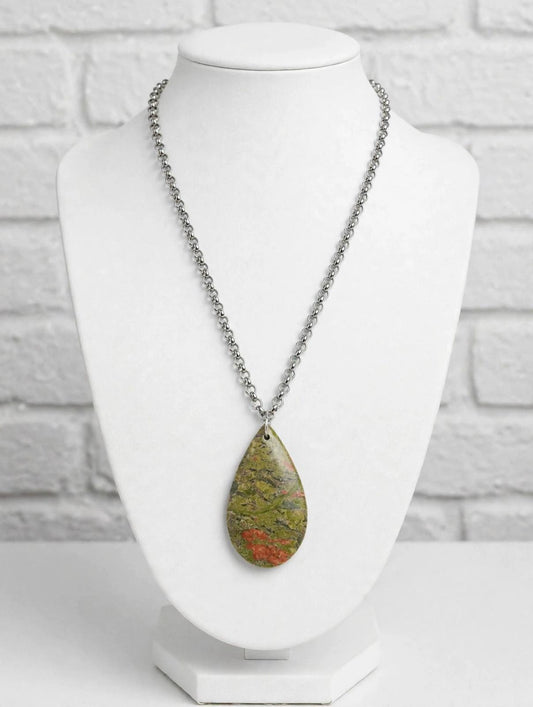 Collar de Acero Quirúrgico y Piedra Natural Unakita