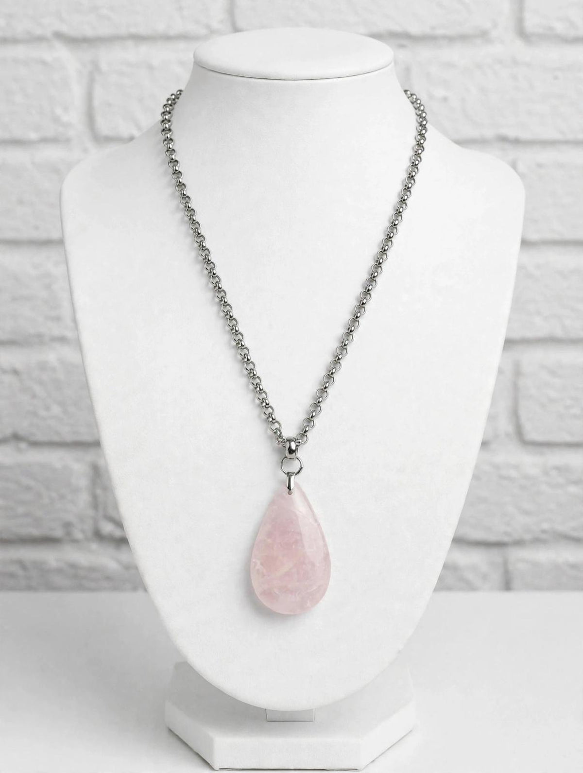 Collar de Acero Quirúrgico y Piedra Natural Cuarzo Rosa