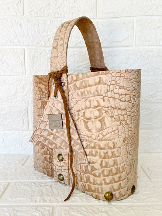 Matera de Cuero y Madera - TESTARUDA