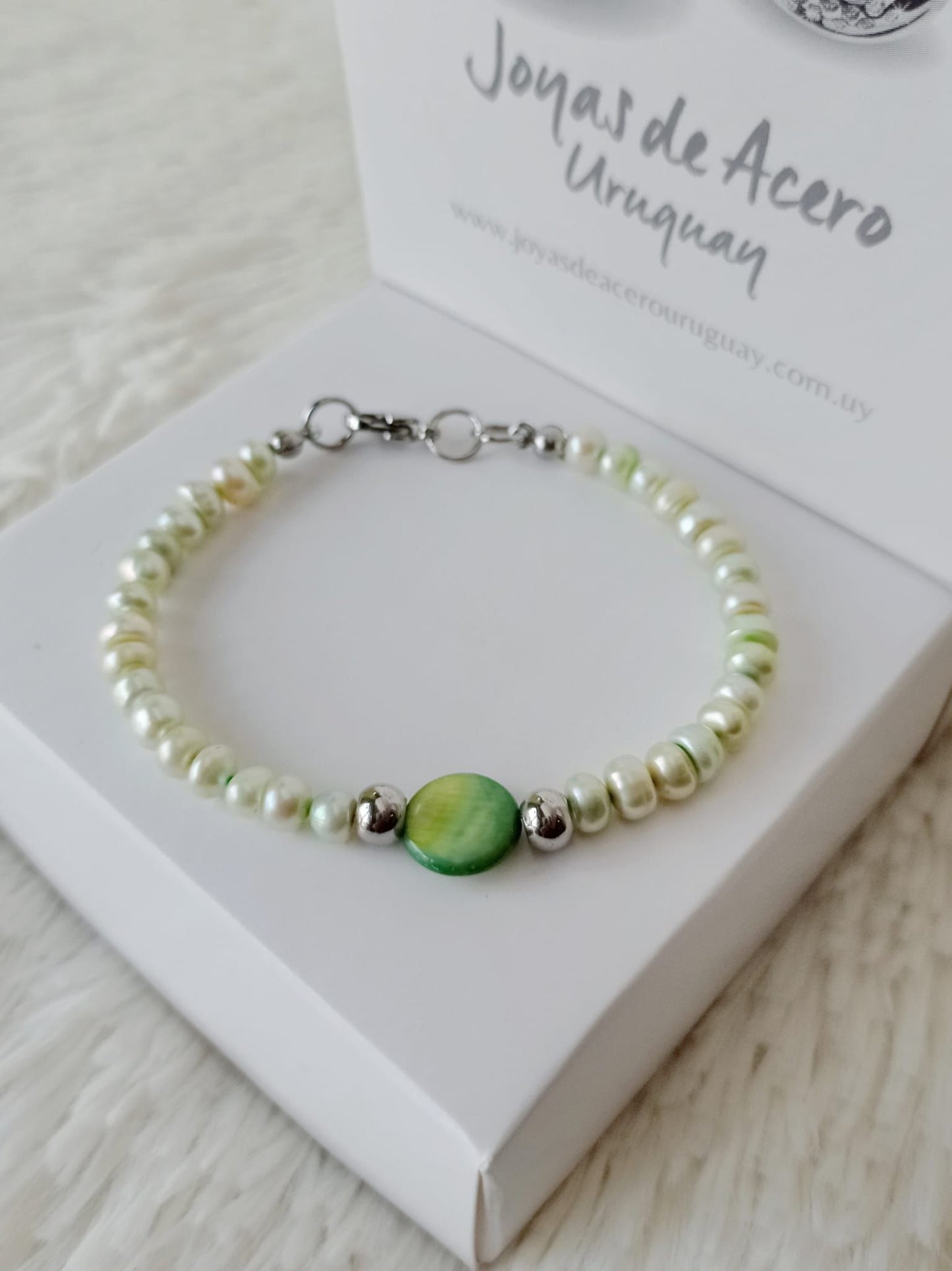Pulsera de Acero Quirúrgico, Nácar y Perla de Río